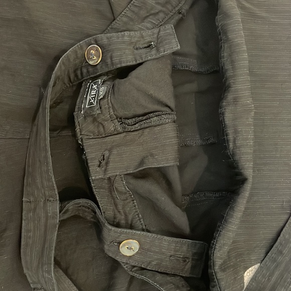 LIRA Overall Shorts - Picture 5 of 6